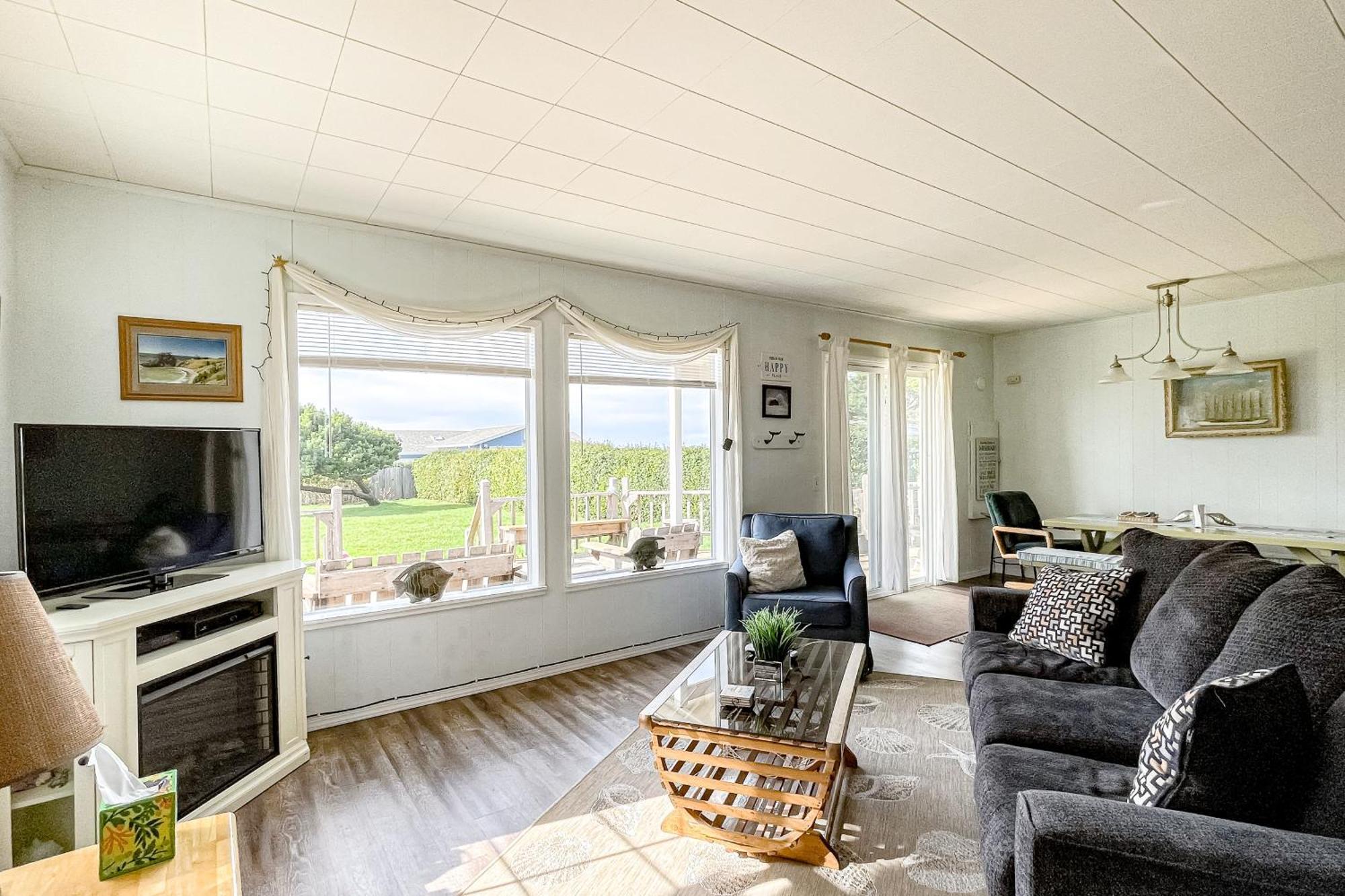 Sea Dreamer Cottage Smith River Exterior photo